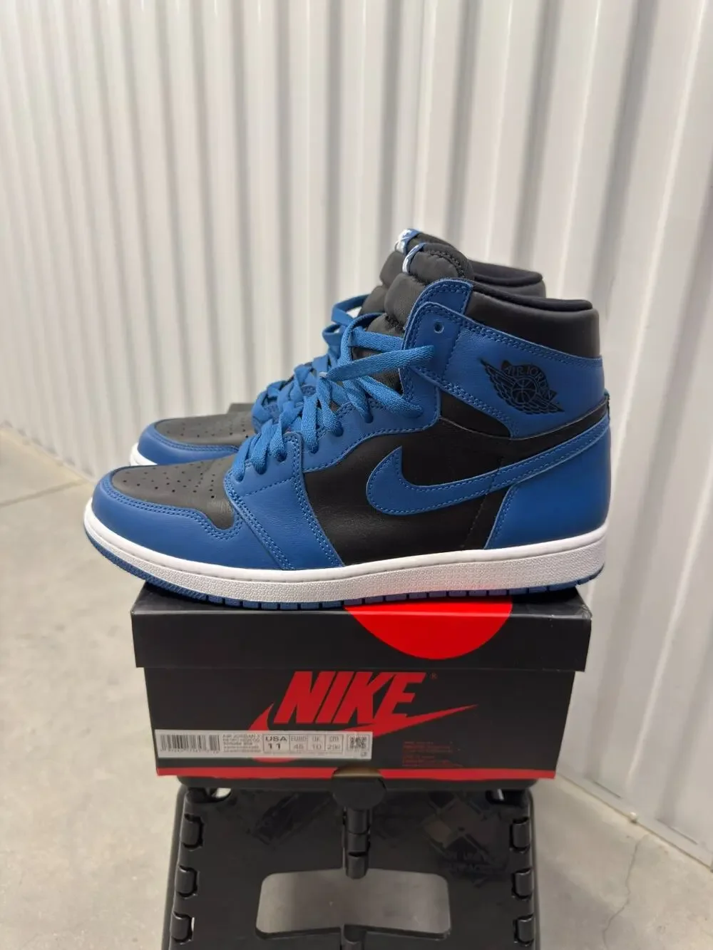 Nike Air Jordan 1 Dark Marina Blue Black Size 11 Men's - 555088-404 Retro OG